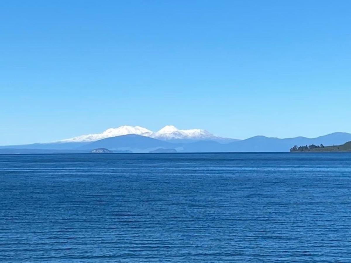 Lake Taupo Motor Inn Εξωτερικό φωτογραφία